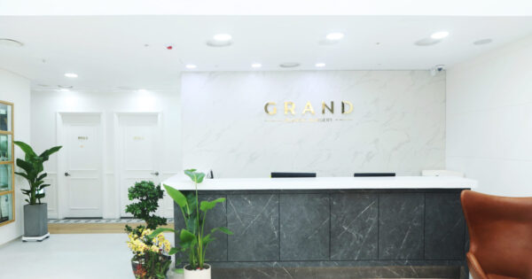 グランド美容外科医院｜狎鴎亭(アックジョン)